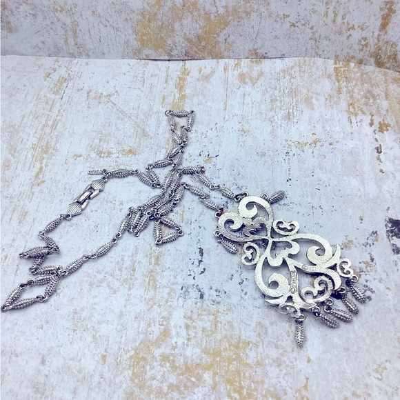 🎄🎄Vintage D’Orlan Ornate Silver Pendant Necklace - Picture 5 of 5